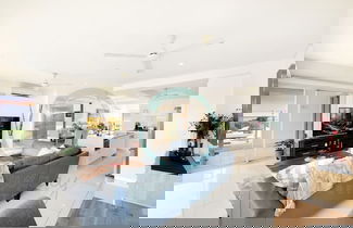 Photo 3 - Zen Skytower Harbourview -exclusive 3br Family Apt