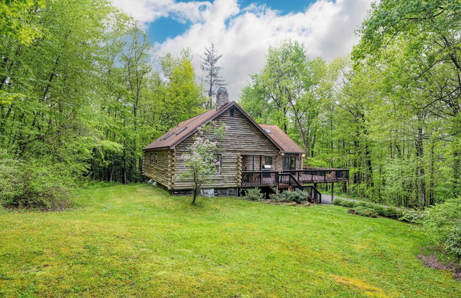 Half Moon by Avantstay 4BR Cabin w/ Large Deck & Yard w/ Patio & Outdoor Dining - Photo 38