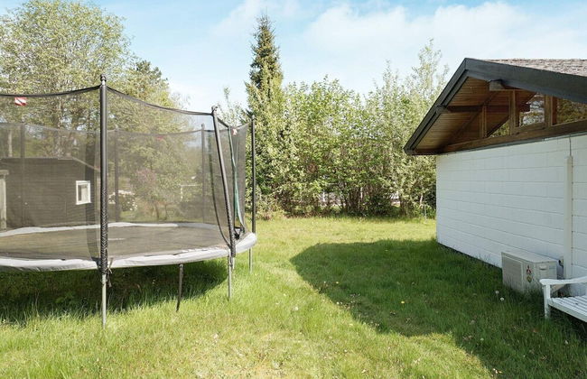 6 Person Holiday Home in Hojby - Foto 13