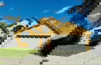 Foto 1 - 4/3 Vacation Home With Private Pool Located at Formosa Gardens!!