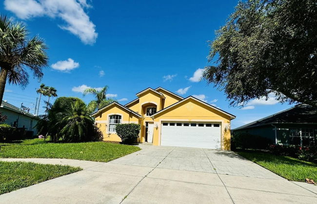 4/3 Vacation Home With Private Pool Located at Formosa Gardens!! - Foto 21