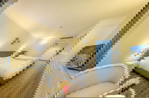 Foto 42 - Neom Town Residence