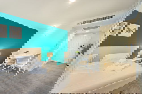 Foto 10 - Neom Town Residence