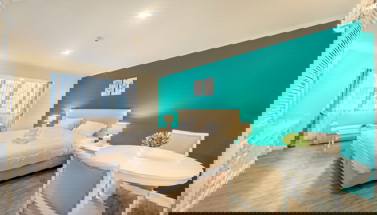 Foto 1 - Neom Town Residence