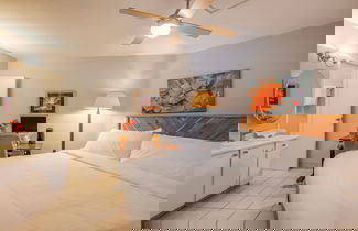 Foto 1 - Romannas Golden Ray Oceanfront Condo