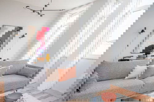 Photo 25 - Liiiving in Porto - Art Design Apartment