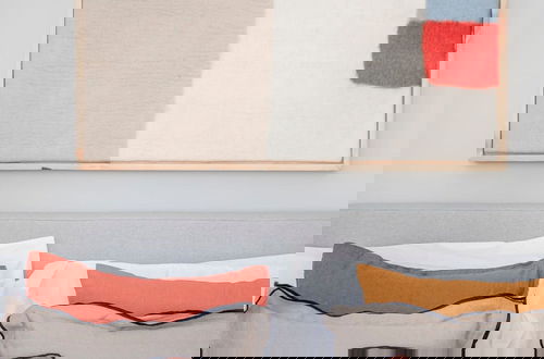 Photo 14 - Liiiving in Porto - Art Design Apartment