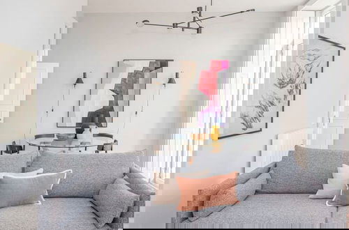 Photo 22 - Liiiving in Porto - Art Design Apartment