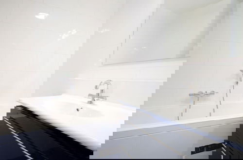 Photo 3 - Modern Apartment, at Just 500 m From Scheveningen