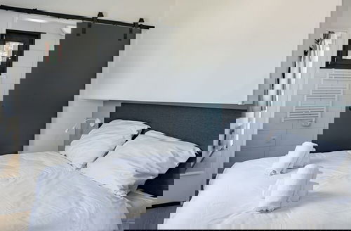 Photo 5 - Comfortable Lodge in a Holiday Park