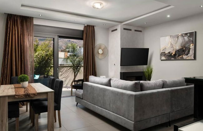 Delight Luxury Apt - Delight Luxury Apt Souda - Photo 1