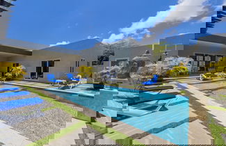 Foto 1 - NEW 5br5ba w Private Pool Puttputt Close2beach
