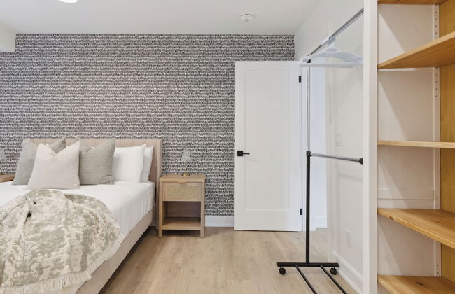 Downtown Collingwood Condos - Photo 45
