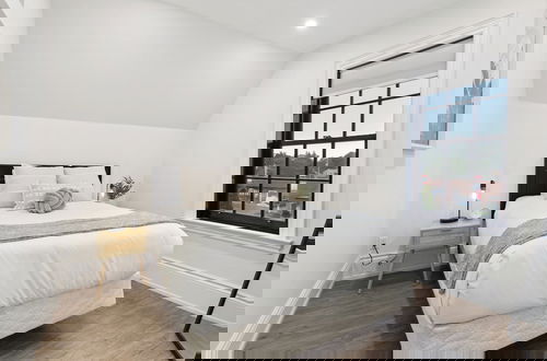 Photo 17 - Downtown Collingwood Condos