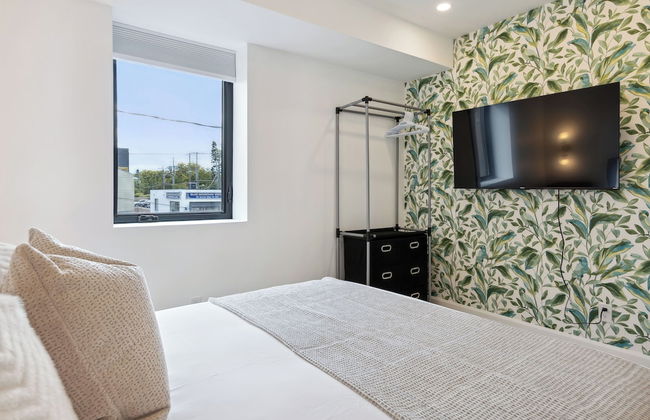 Downtown Collingwood Condos - Photo 38