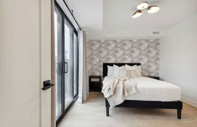 Downtown Collingwood Condos - Photo 46