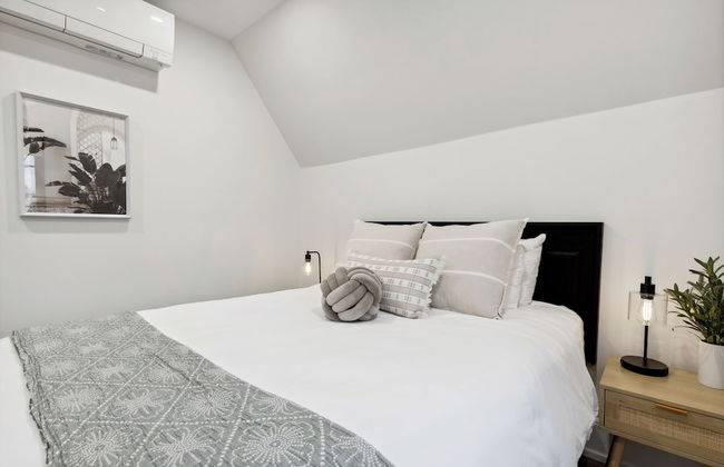 Downtown Collingwood Condos - Photo 18