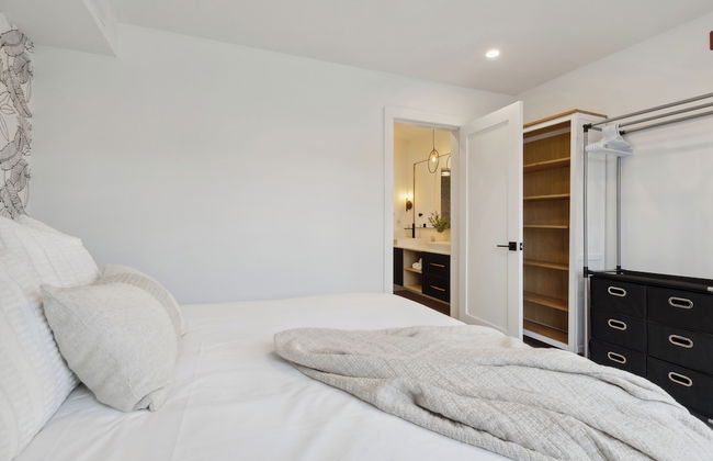 Downtown Collingwood Condos - Photo 42