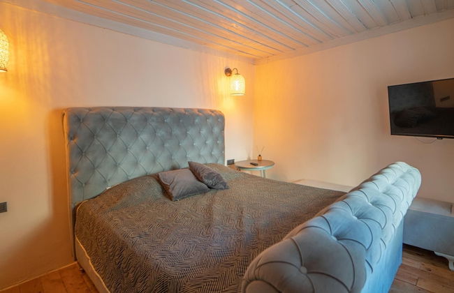 Cozy Oasis With Lovely Backyard in Fethiye - Photo 11