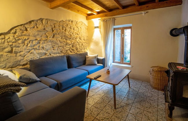 Cozy Oasis With Lovely Backyard in Fethiye - Photo 2