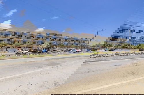 Foto 41 - Modern NEW 2br2ba Condo w Pool Resort Amenities