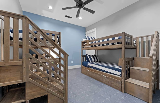 Blue Heron by Avantstay Lakefront, Dock, Pool, Theater Sleeps 22 - Photo 48