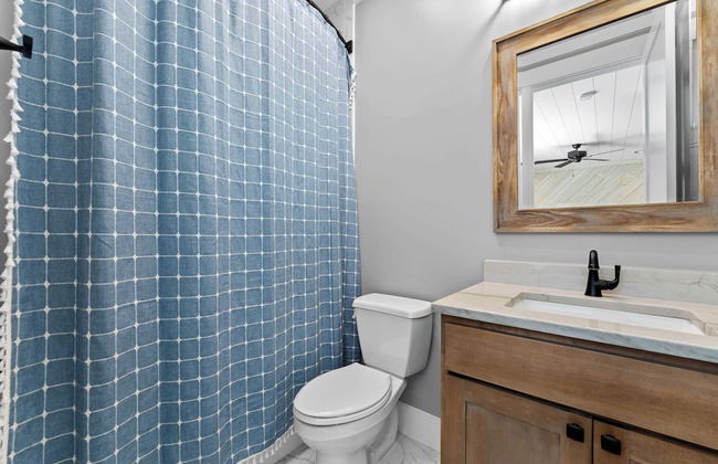 Blue Heron by Avantstay Lakefront, Dock, Pool, Theater Sleeps 22 - Photo 36