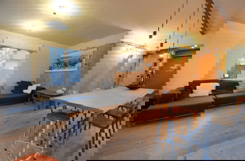 Foto 6 - Quaint Villa With Enclosed Garden