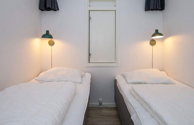 Apartment With Terrace in a Holiday Park - Foto 6