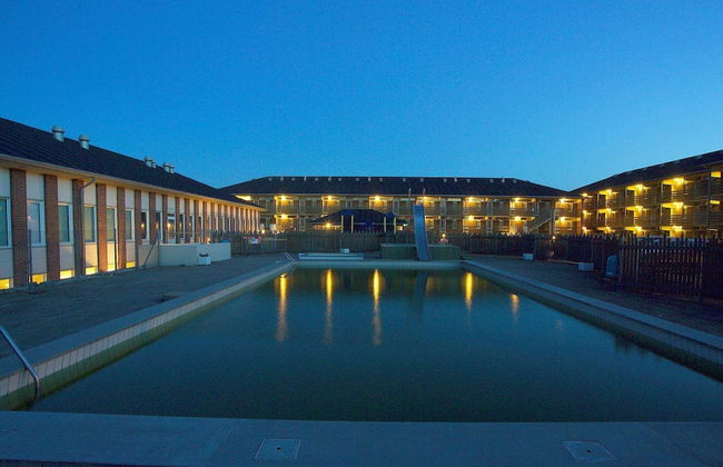 Apartment With Terrace in a Holiday Park - Foto 15