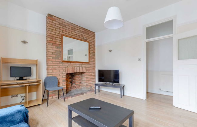 Roomy 3BD by Hampstead Heath! - Photo 25