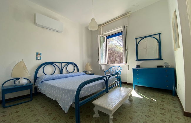 Splendid Detached Villa, Near the sea - Photo 5