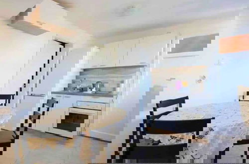 Foto 3 - Seafront House Antonia