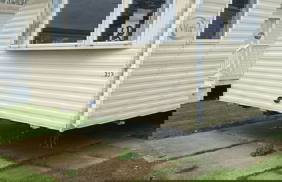 3 Bedroom Caravan - Sleeps 8 - Parking, Wifi, Pool - Foto 17