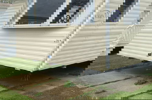 Photo 17 - Lovely Caravan Located in an Amazing Holiday Park