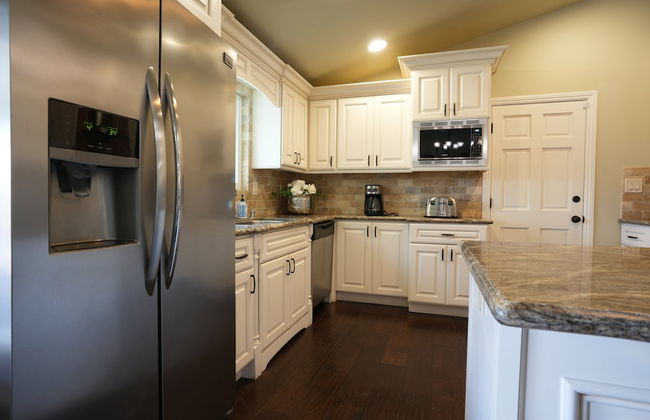 Sweet 4 bedroom, 3 bath plus Loft Bedroom, Pool Home - Foto 18