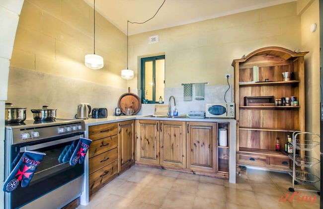 Retro Designer Homelike Apartment - Close to Beach - Photo 3