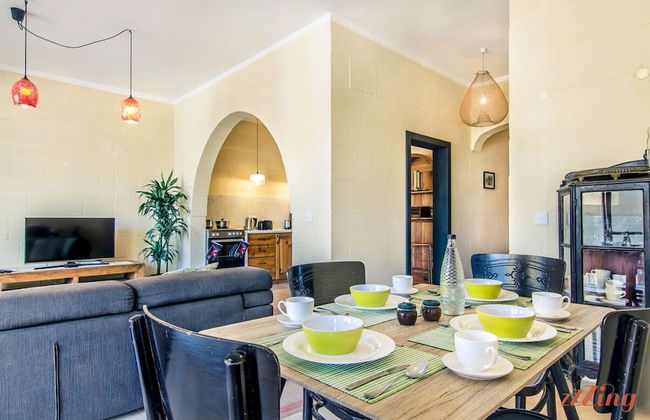Retro Designer Homelike Apartment - Close to Beach - Photo 2