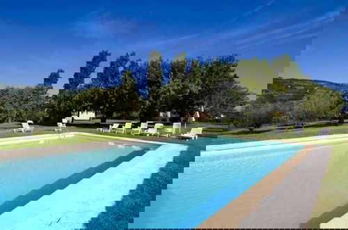 Foto 17 - Villa in Italy With Private Pool & Garden