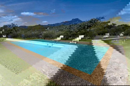 Foto 16 - Villa in Italy With Private Pool & Garden