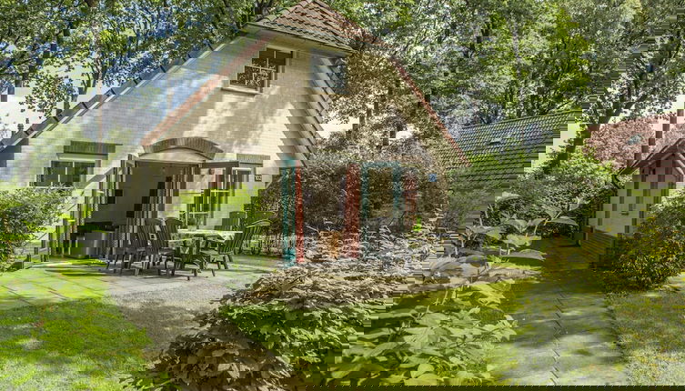 Foto 1 - Comfortable Holiday Home in Hoge Hexel With Sauna