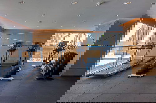 Photo 15 - Waves - Elegant 28th Floor Studio in Carson A, Damac Hills