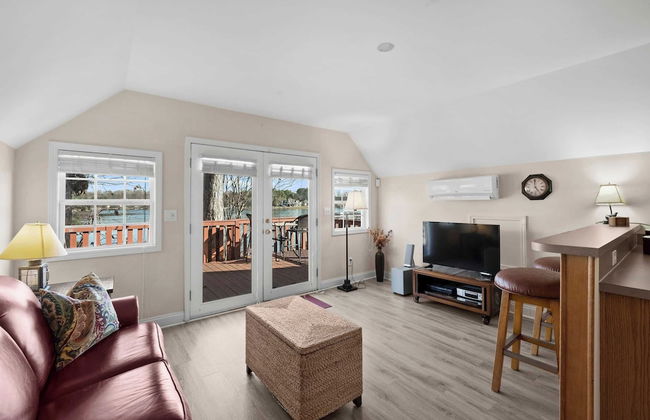 Bear Creek Lodge by Avantstay Lakefront + Dock - Foto 26