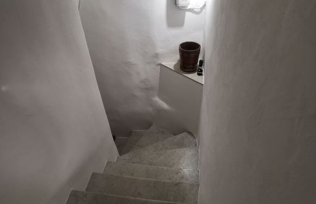 Cozy Mountain Apartment Retreat in Bajardo - Foto 25