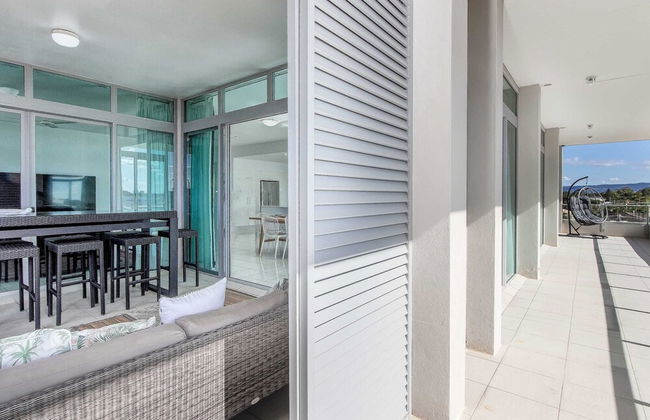 Mermaid Beach Luxury Penthouse - Photo 30