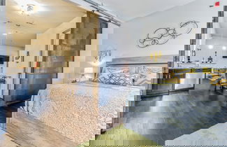 Foto 3 - Dream Condo in Desirable West End!