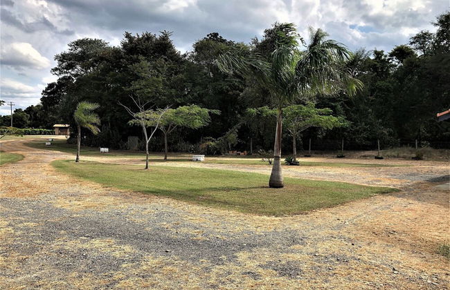 Casa de Campo com Piscina e Churrasqueira - Foto 53