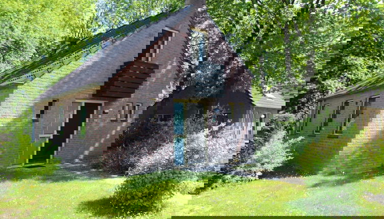 Foto 1 - Holiday Home in Nijmegen With Garden Terrace