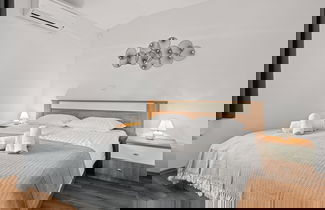 Photo 1 - Holiday Home Mlačić