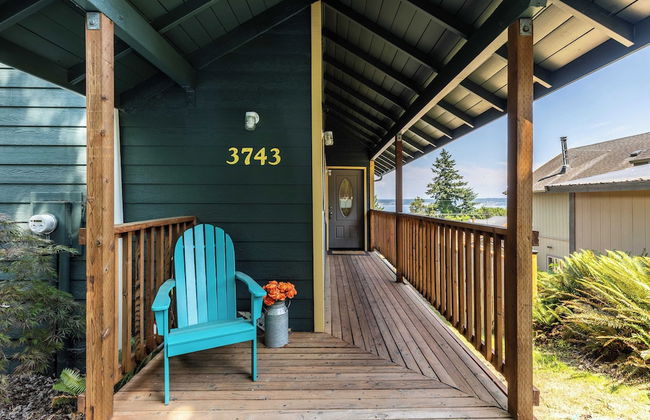 Seaside Getaway by Avantstay Deck w/ Views - Foto 5
